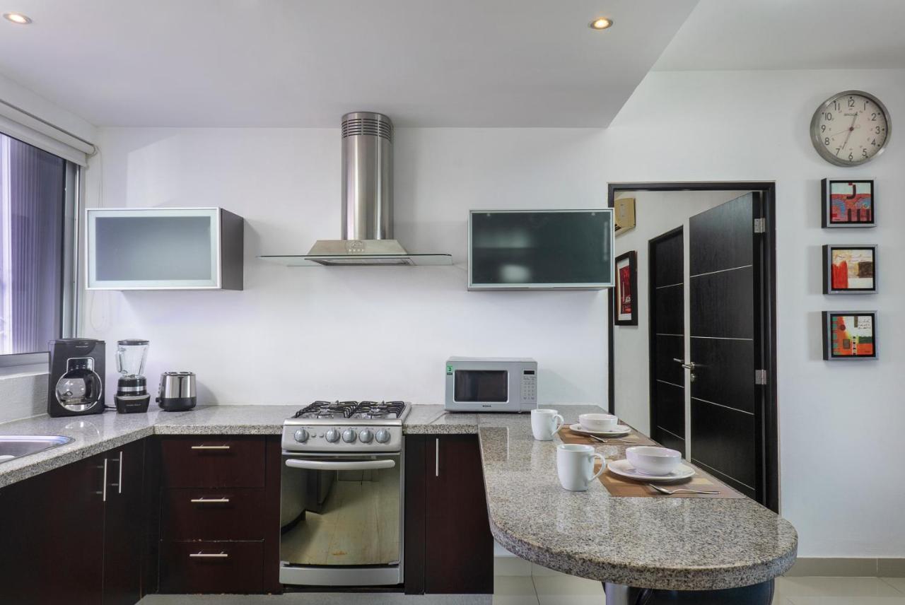 Three-Bedroom Suite Sea View
