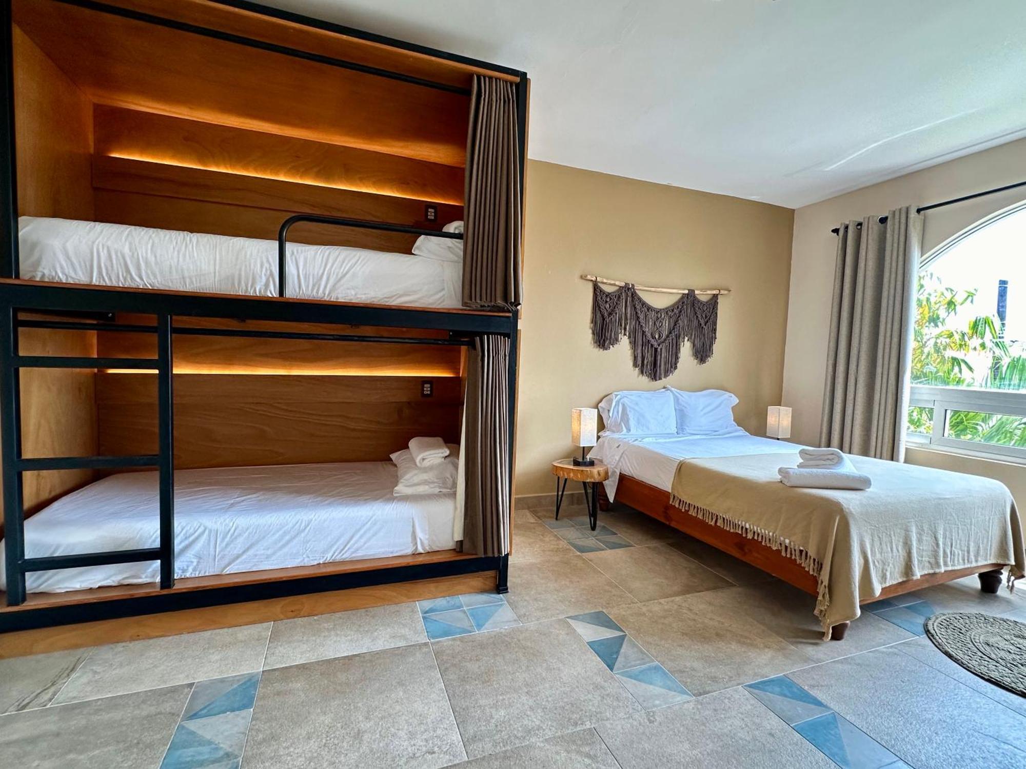 Deluxe Quadruple Room