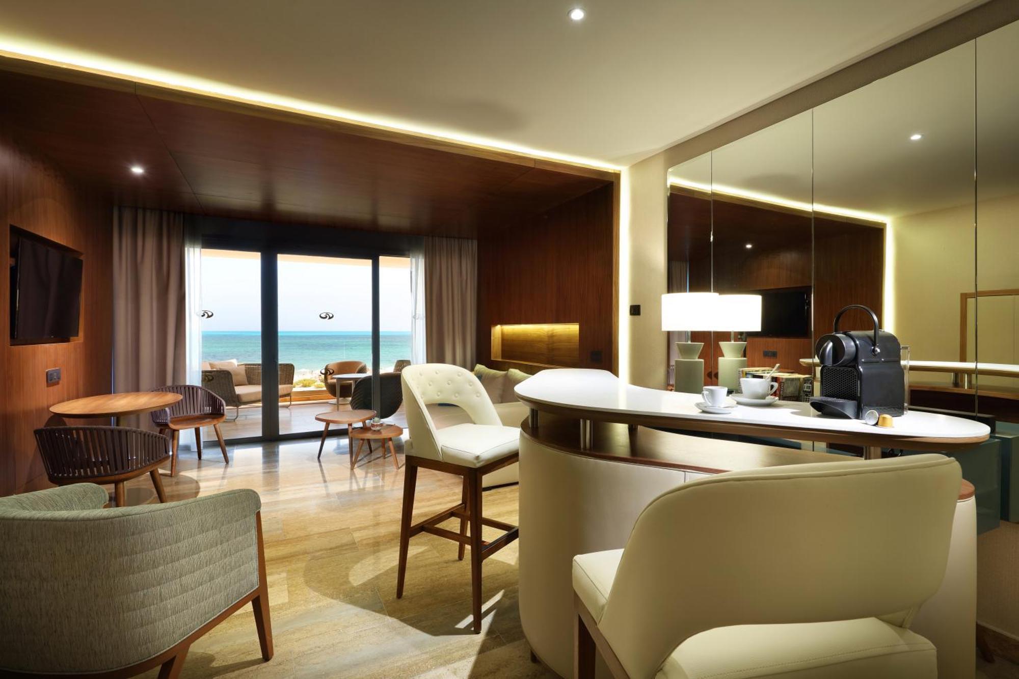 Family Selection Loft Suite Jacuzzi Terrace Ocean View