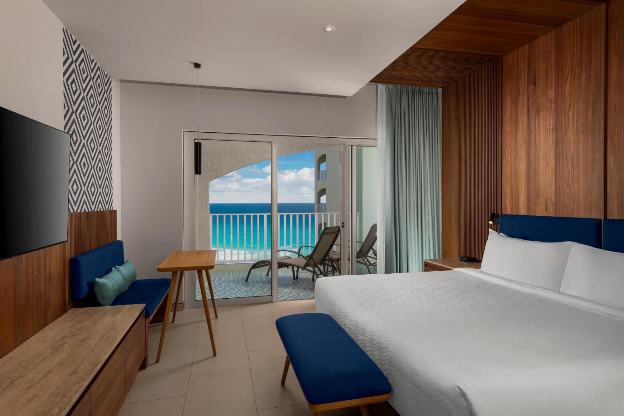 Premium King Room Ocean View