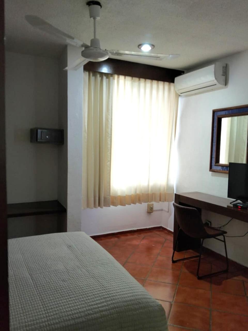 Standard Studio