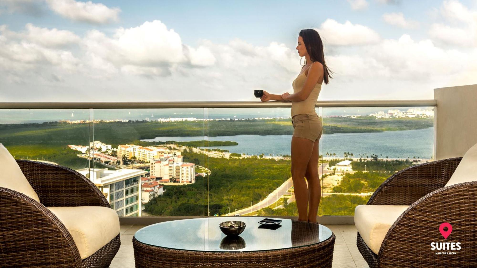 One Bedroom Suite Ocean View