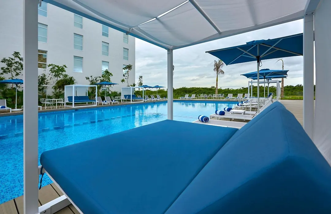 City Express Plus By Marriott Cancun Aeropuerto Riviera-1