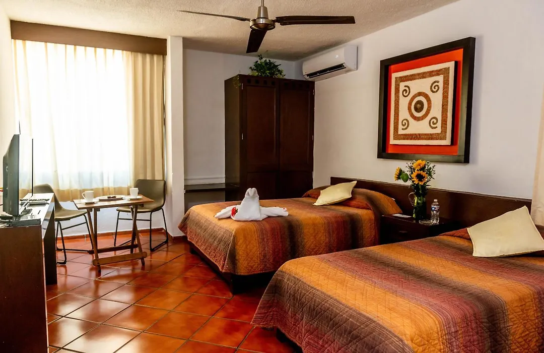 Hotel Los Girasoles-1
