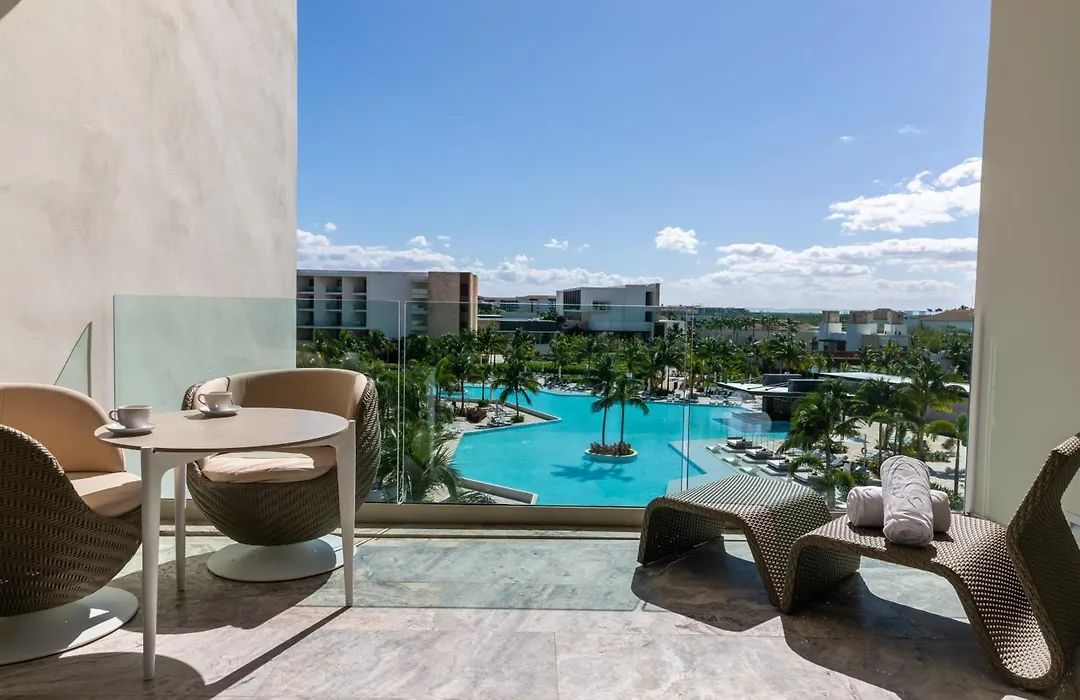 Grand Palladium Select Costa Mujeres-1