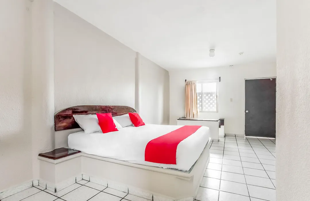 Oyo Hotel Jaguar-1