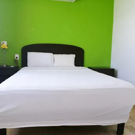 Nirvana Hotel - Cancun Hotel Zone-3