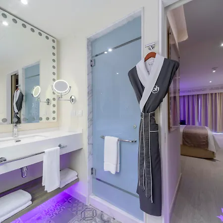 Planet Hollywood Cancun By Royalton, An Autograph Collection All-Inclusive Resort (Adults Only)-3