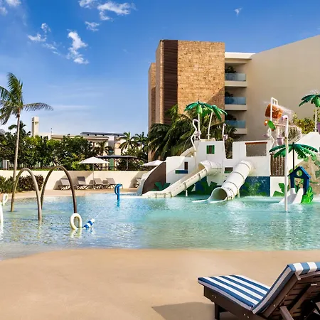 Grand Palladium Select Costa Mujeres-3
