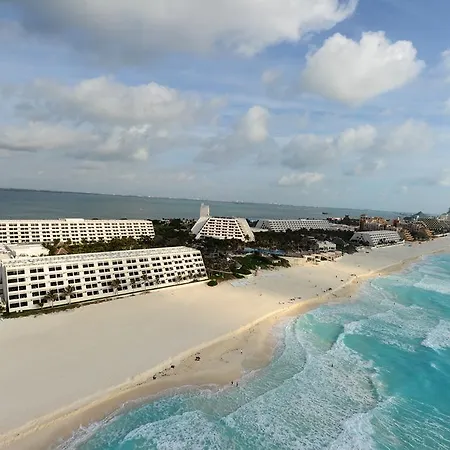 Oasis Cancun Lite-3