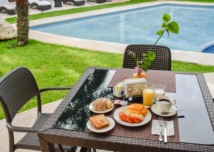 Hotels in CancunVilla Palmeras